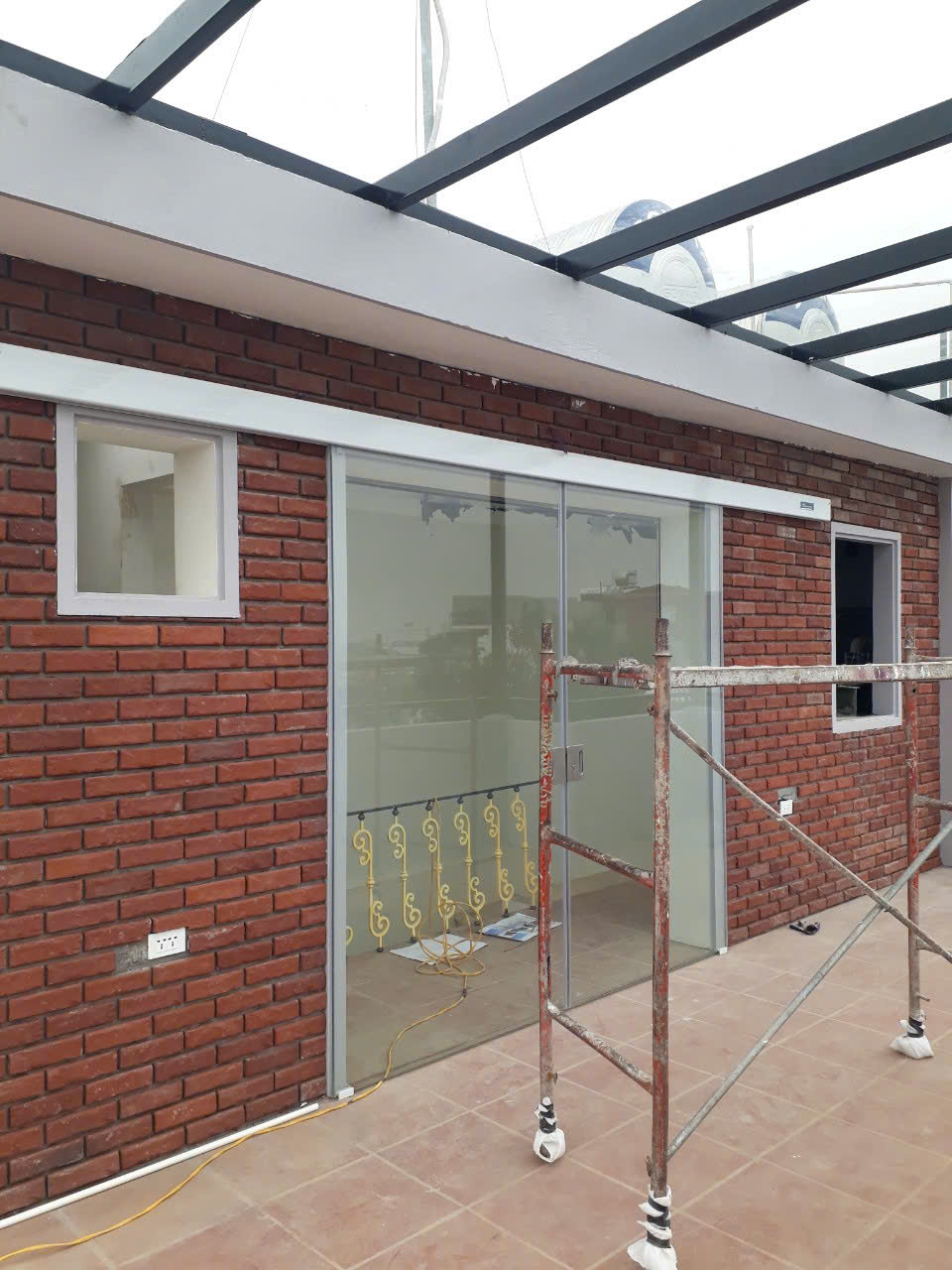 Kính cường lực